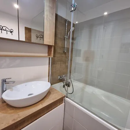 Apartment Aviatiei Caramfil Street Bucharest